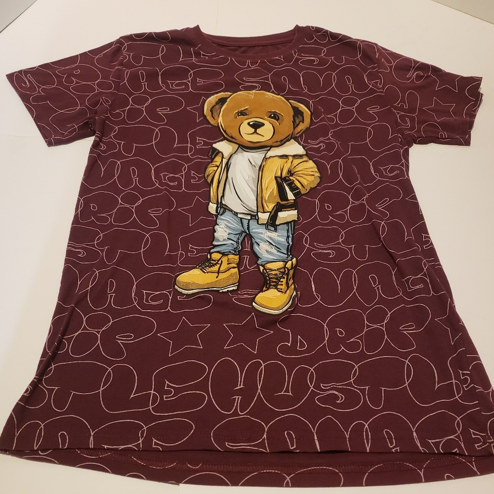 Maroon Launder bear graphic tee shirt size m